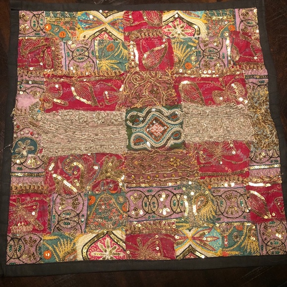 Vintage Hand Embroidered Zari Cushion Cover ♥️ - Picture 1 of 10